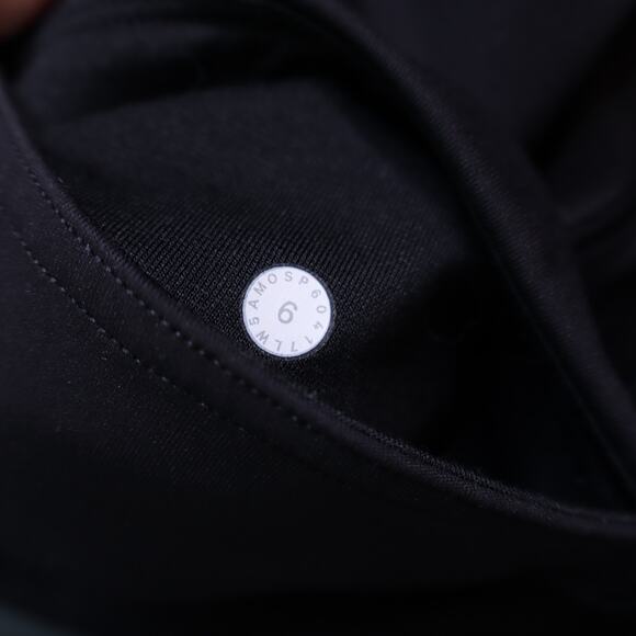 LULULEMON Train Times 7/8 Pant 25" Black Lightweight Yoga Active Women's 6 - Picture 7 of 7